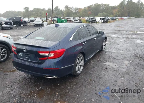2018 Honda Accord Touring z USA, uszkodzony, nr VIN 1HGCV1F93JA011534